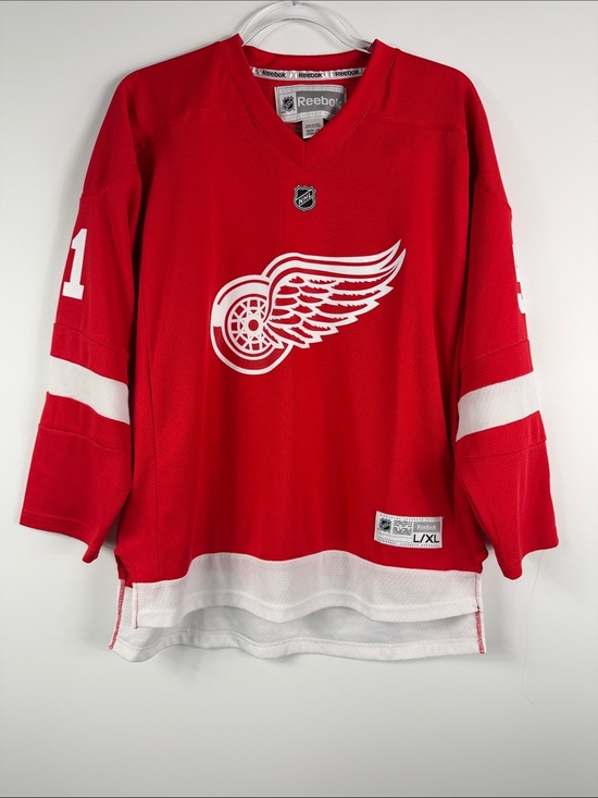 Reebok Other - Reebok Detroit Red Wings Flippula Jersey Youth L/XL NHL Hockey Red